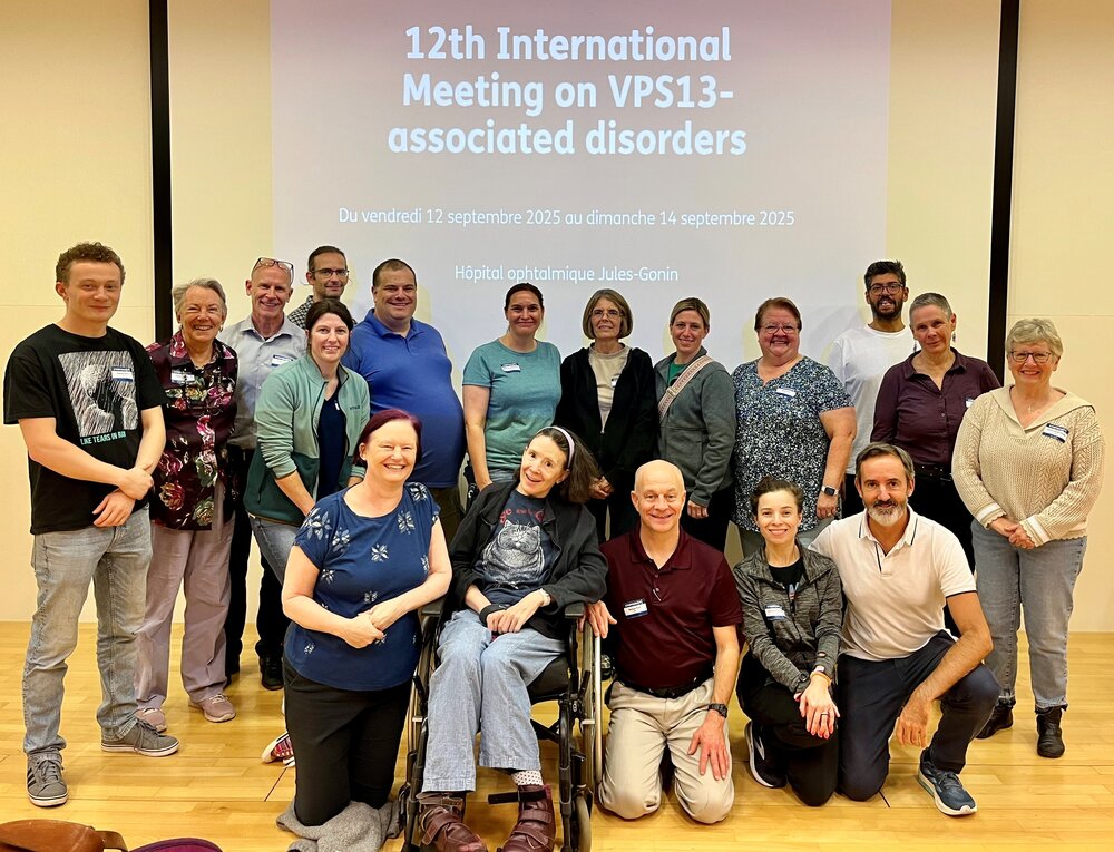 Group photo of all the NA patients, family and carers who attended the 12th Symposium