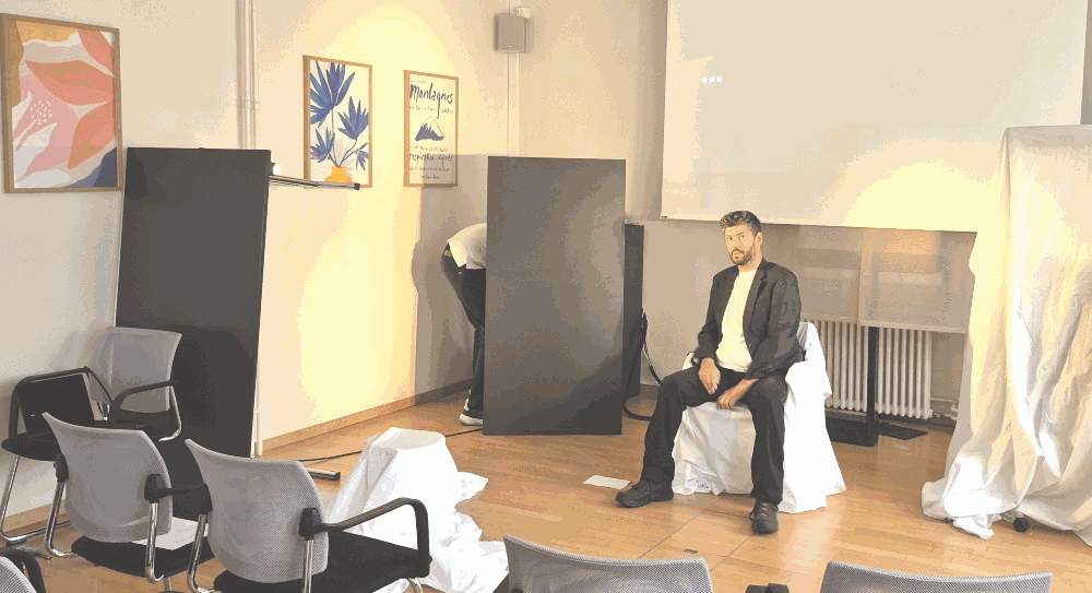 José-Miguel (Zé) Figueiredo before the performance at the 12th Symposium